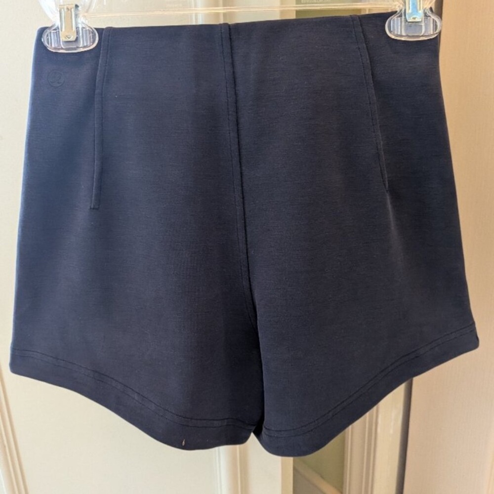 Utilitech Relaxed-Fit High-Rise Short 3.5" -
